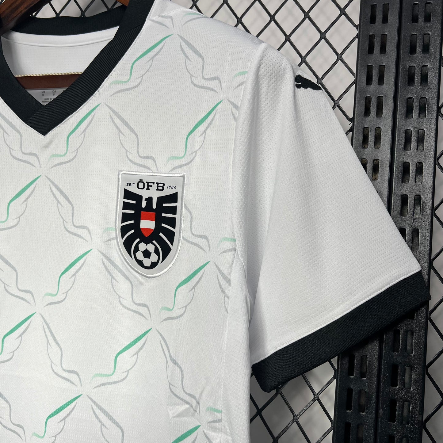 CAMISETA SEGUNDA EQUIPACIÓN AUSTRIA 2024 VERSIÓN FAN