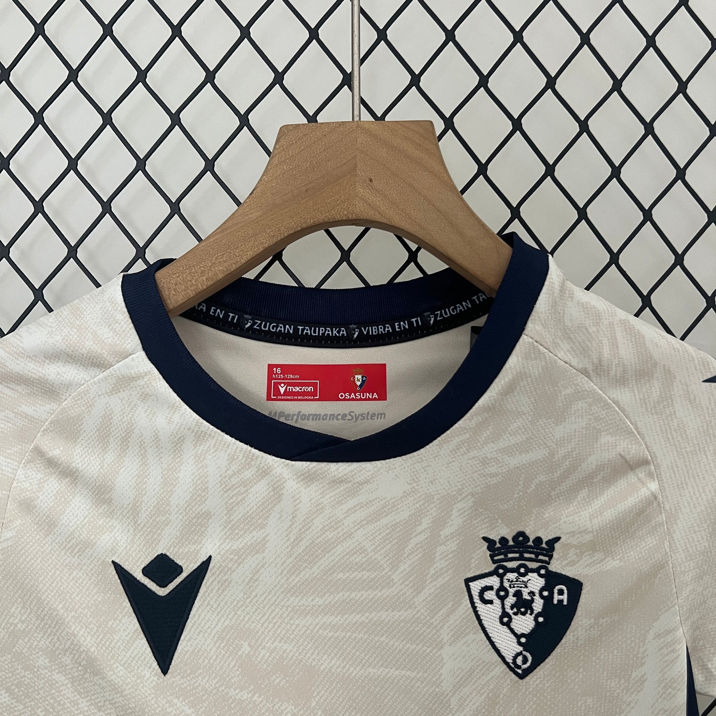 CAMISETA SEGUNDA EQUIPACIÓN OSASUNA 24/25 VERSIÓN INFANTIL