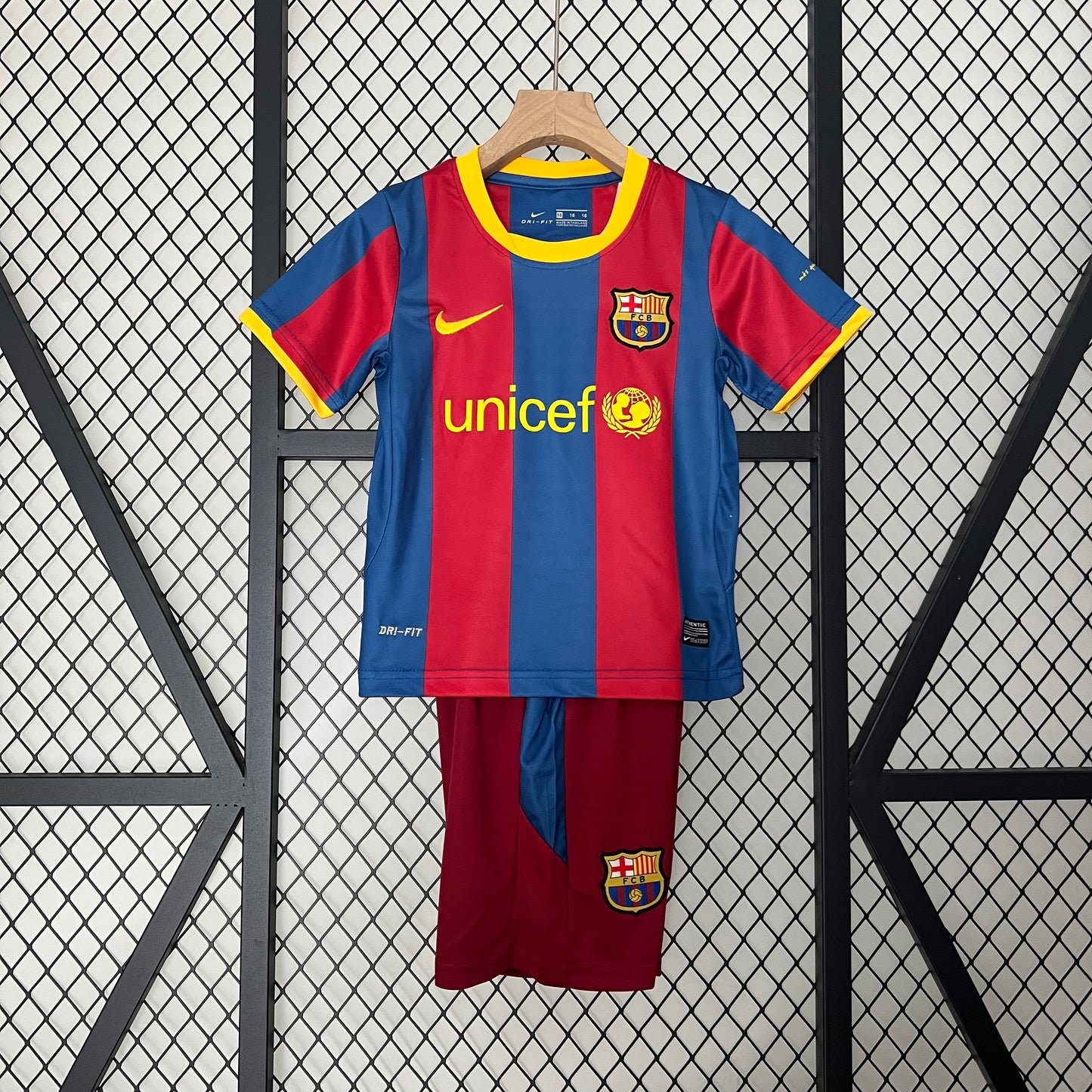 CAMISETA PRIMERA EQUIPACIÓN BARCELONA 2010/11 INFANTIL