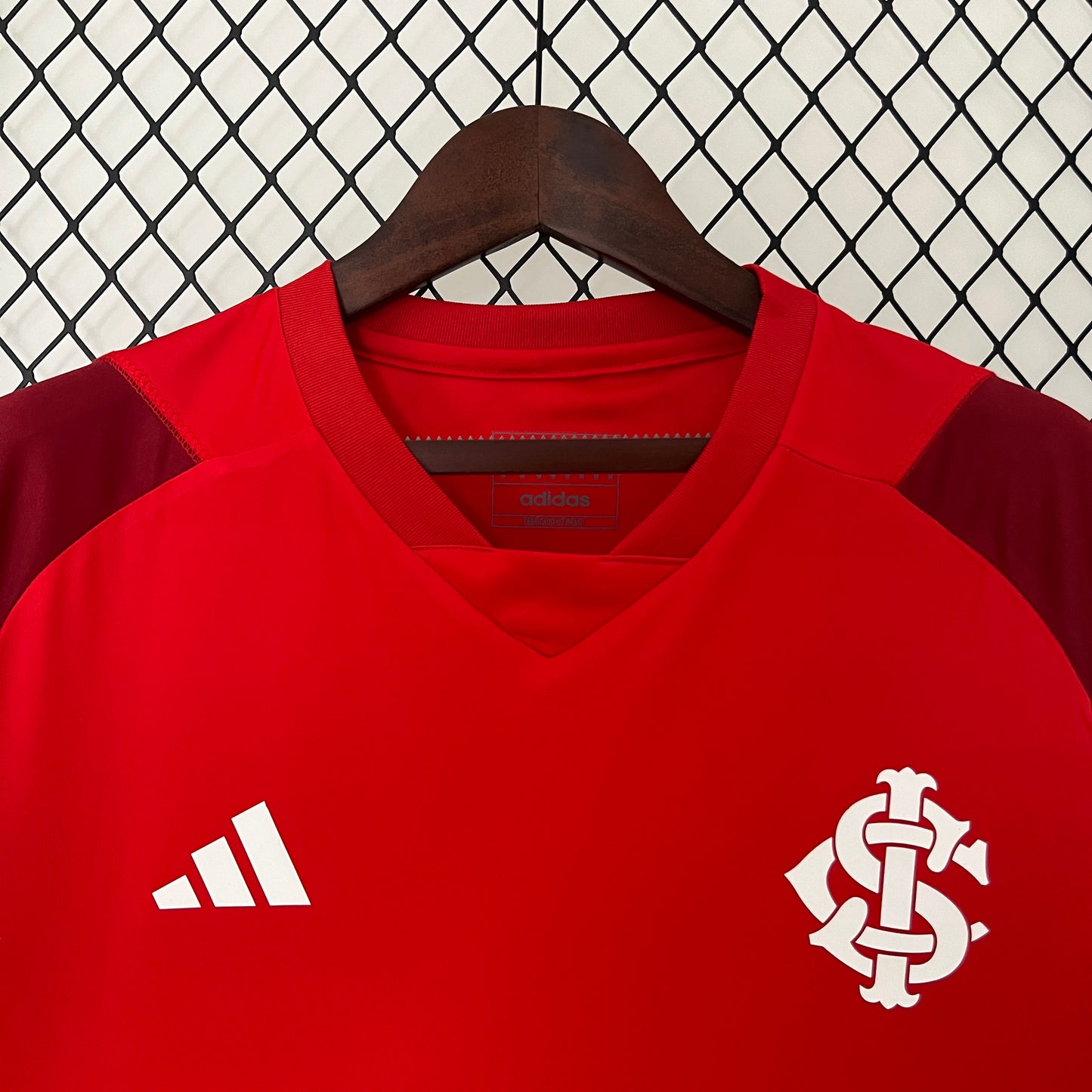 CAMISETA ENTRENAMIENTO INTERNACIONAL 2024 VERSIÓN FAN