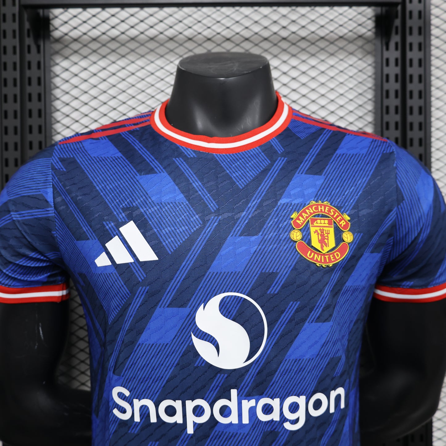 CAMISETA CONCEPTO MANCHESTER UNITED 24/25 VERSIÓN JUGADOR