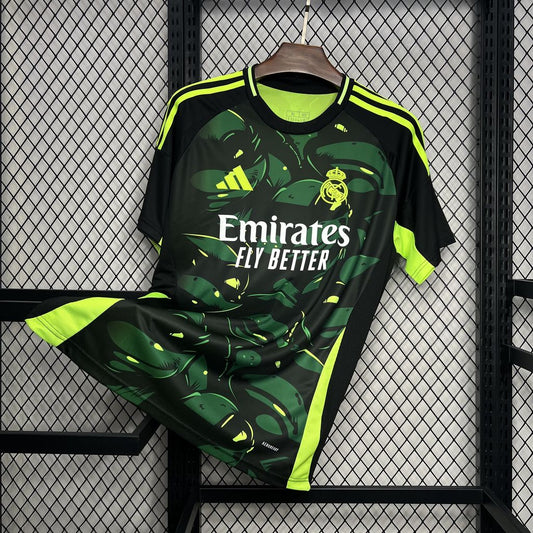 CAMISETA CONCEPTO REAL MADRID 24/25 VERSIÓN FAN