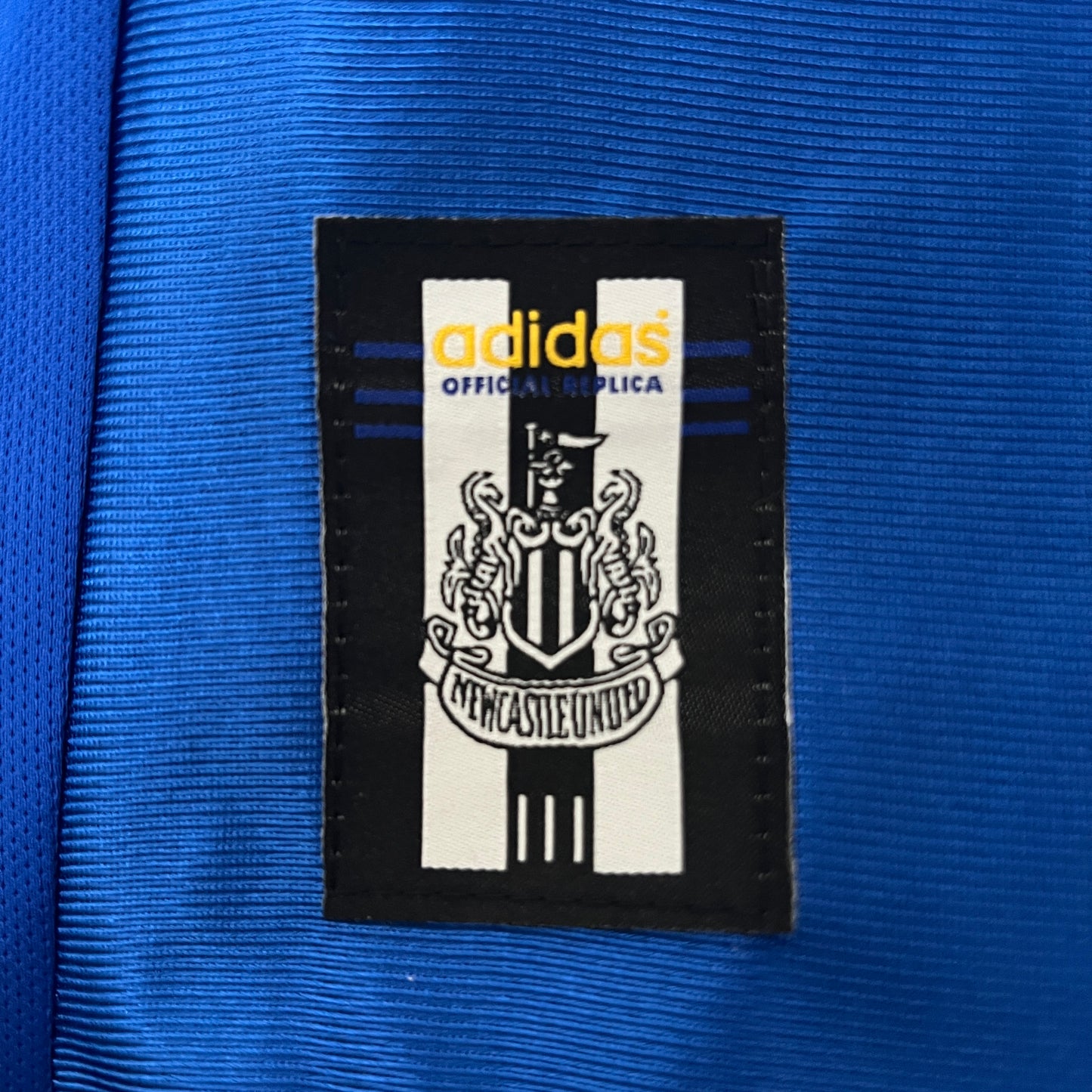 CAMISETA SEGUNDA EQUIPACIÓN NEWCASTLE 1998/99