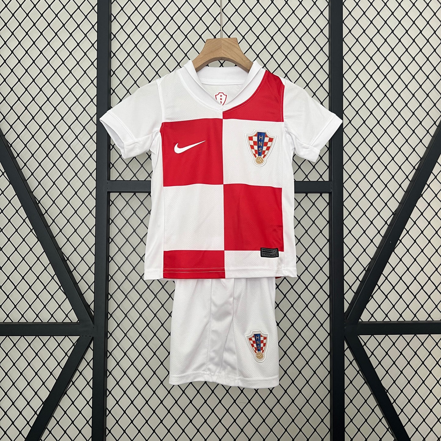 CAMISETA PRIMERA EQUIPACIÓN CROACIA 2024 VERSIÓN INFANTIL