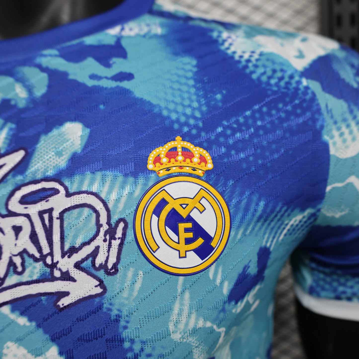 CAMISETA CONCEPTO REAL MADRID 24/25 VERSIÓN JUGADOR