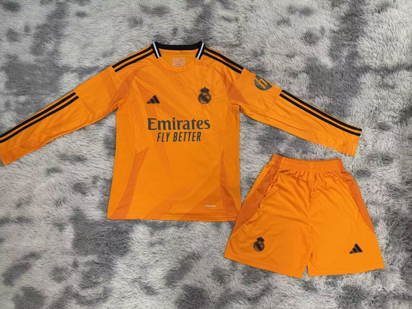 CAMISETA SEGUNDA EQUIPACIÓN REAL MADRID 24/25 VERSIÓN INFANTIL