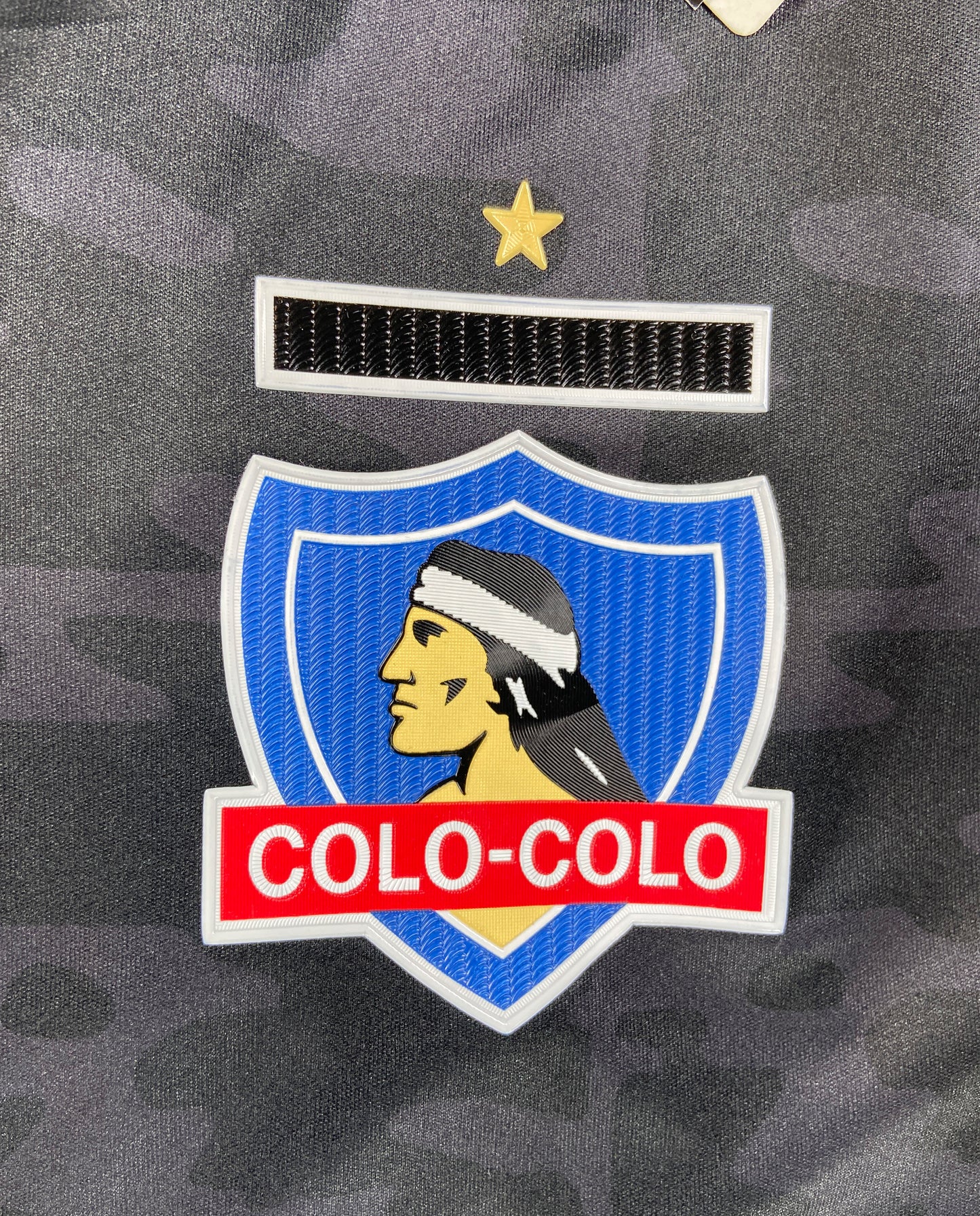 CAMISETA SEGUNDA EQUIPACIÓN COLO COLO 2021 VERSIÓN FAN