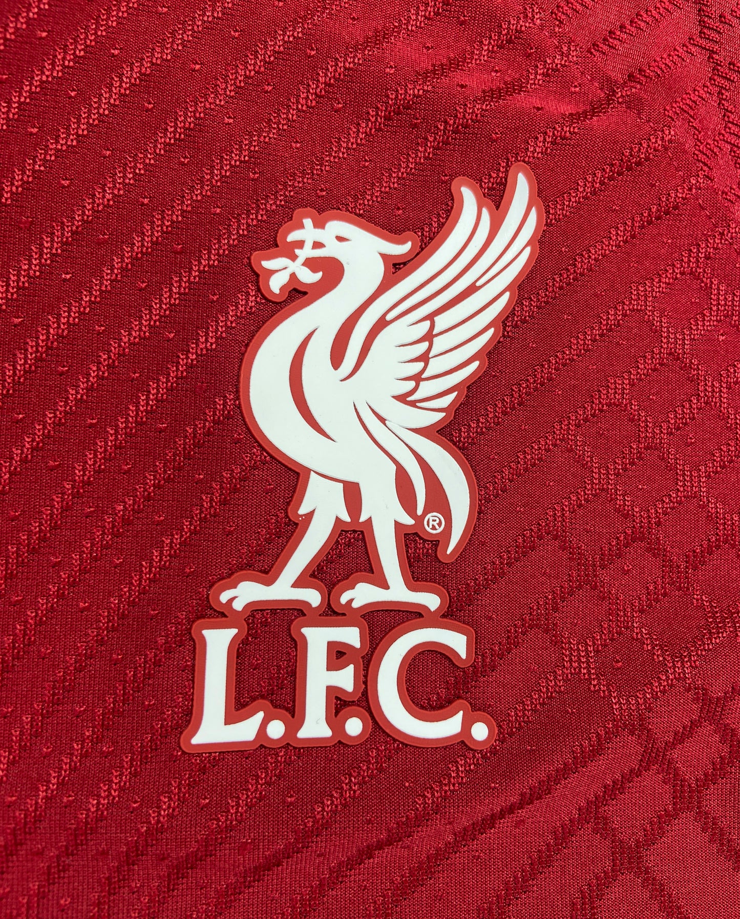 CAMISETA PRIMERA EQUIPACIÓN LIVERPOOL 22/23 VERSIÓN JUGADOR