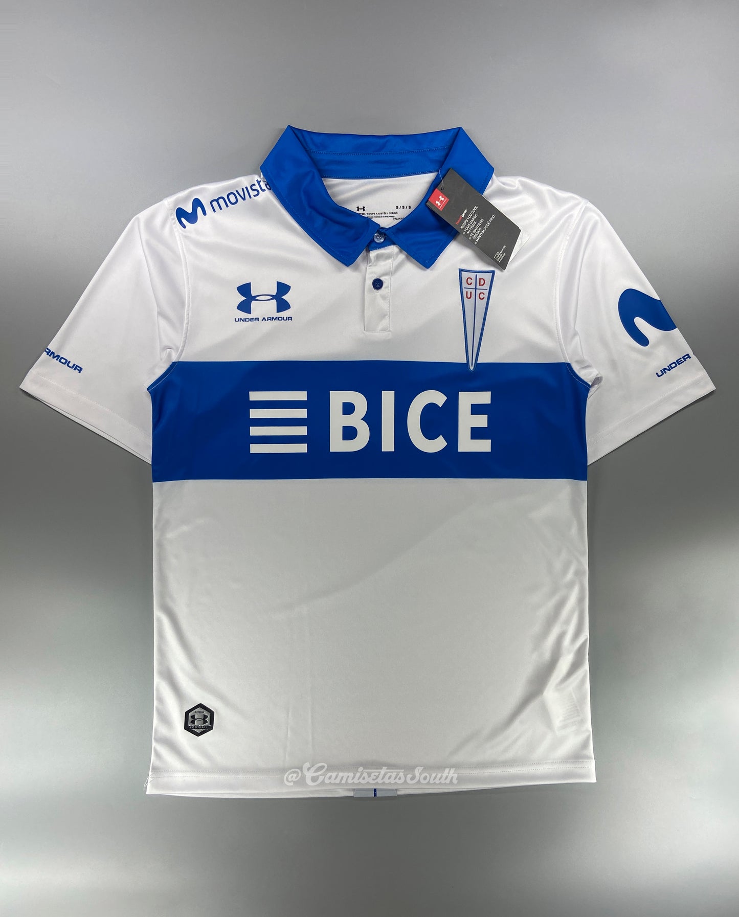 CAMISETA PRIMERA EQUIPACIÓN U. CATÓLICA 2022 VERSIÓN FAN