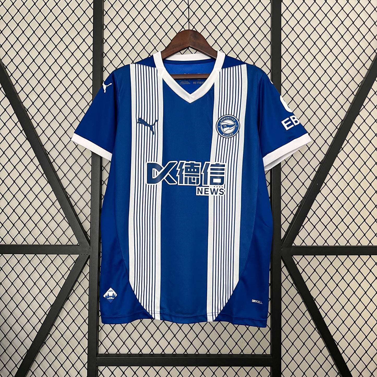 CAMISETA PRIMERA EQUIPACIÓN ALAVÉS 24/25 VERSIÓN FAN