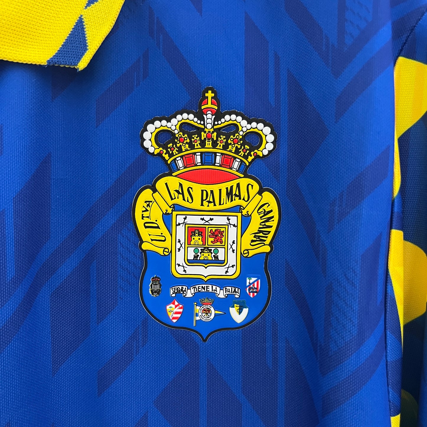 CAMISETA SEGUNDA EQUIPACIÓN U. D. LAS PALMAS 24/25 VERSIÓN FAN