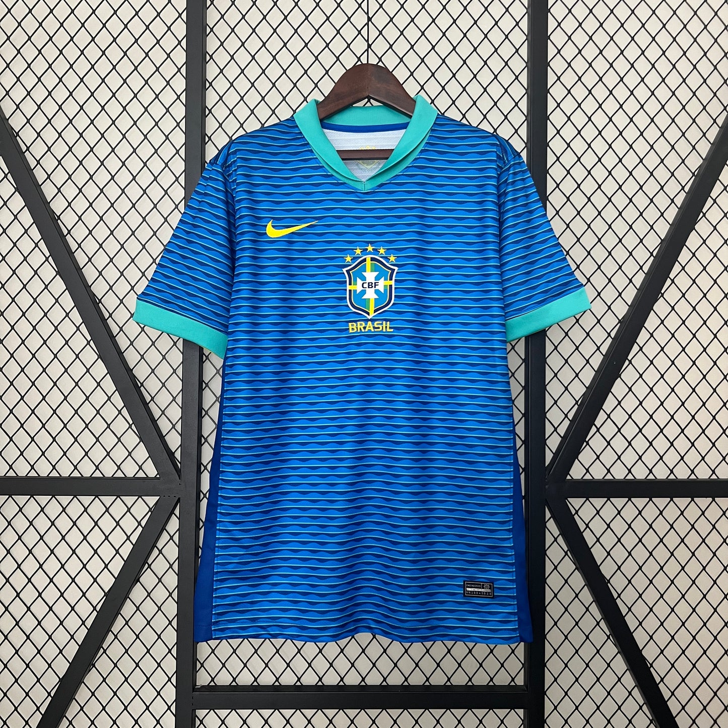 CAMISETA SEGUNDA EQUIPACIÓN BRASIL 2024 VERSIÓN FAN