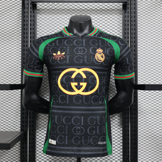 CAMISETA CONCEPTO REAL MADRID 24/25 VERSIÓN JUGADOR