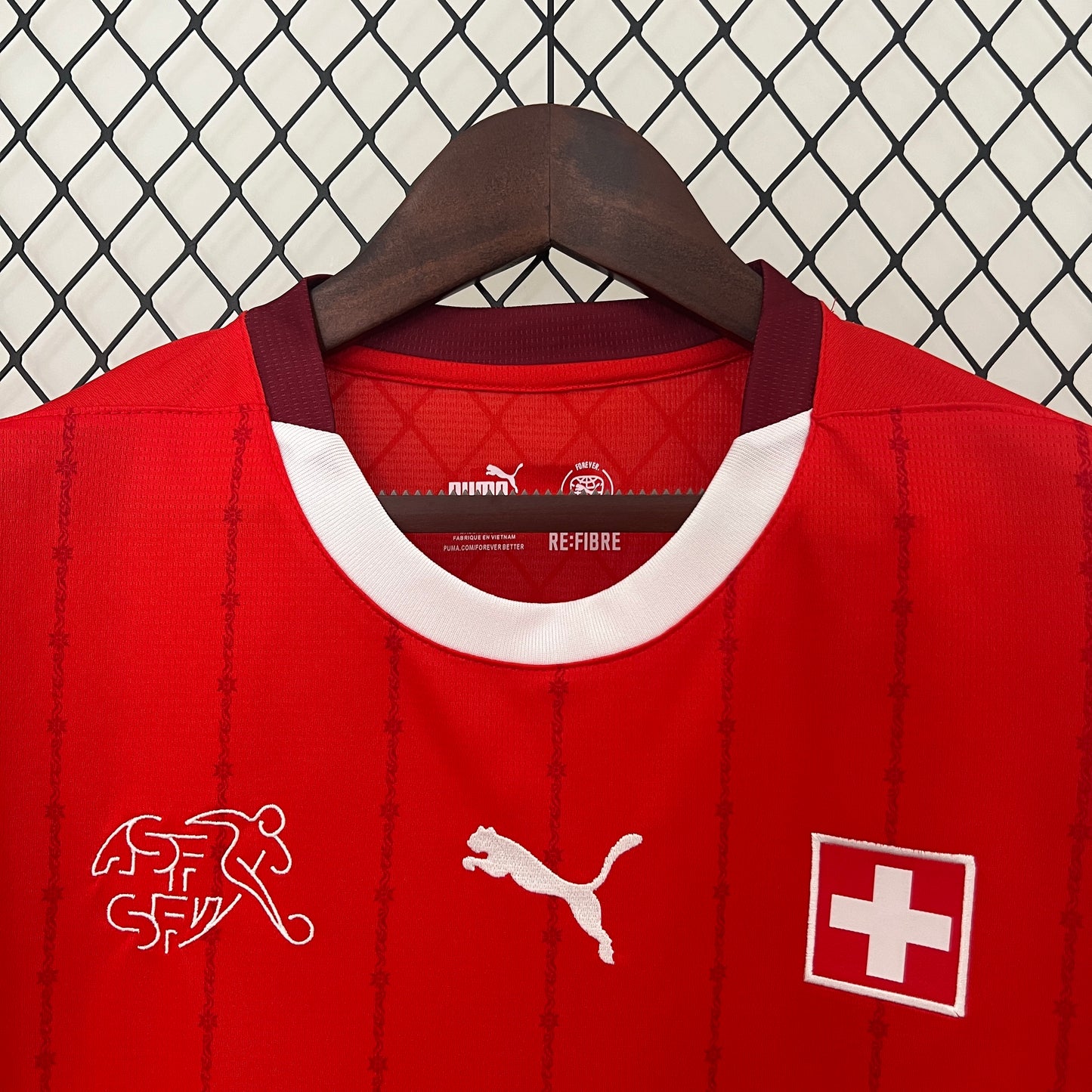 CAMISETA PRIMERA EQUIPACIÓN SUIZA 2024 VERSIÓN FAN