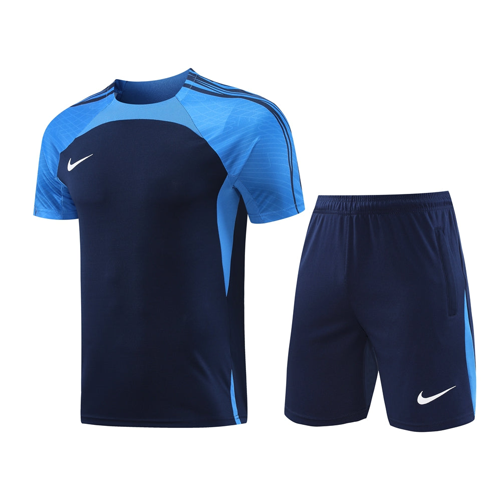 CONJUNTO DE ENTRENAMIENTO NIKE