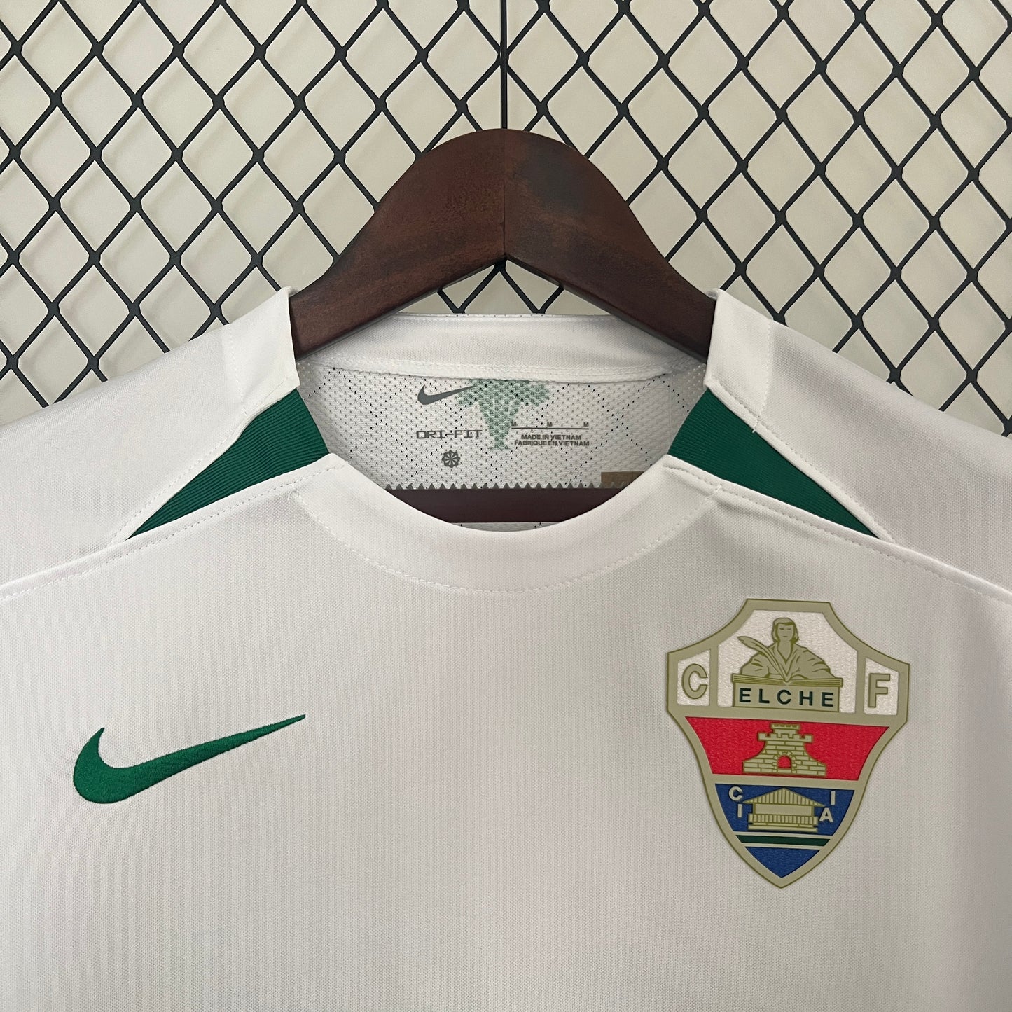 CAMISETA PRIMERA EQUIPACIÓN ELCHE 24/25 VERSIÓN FAN