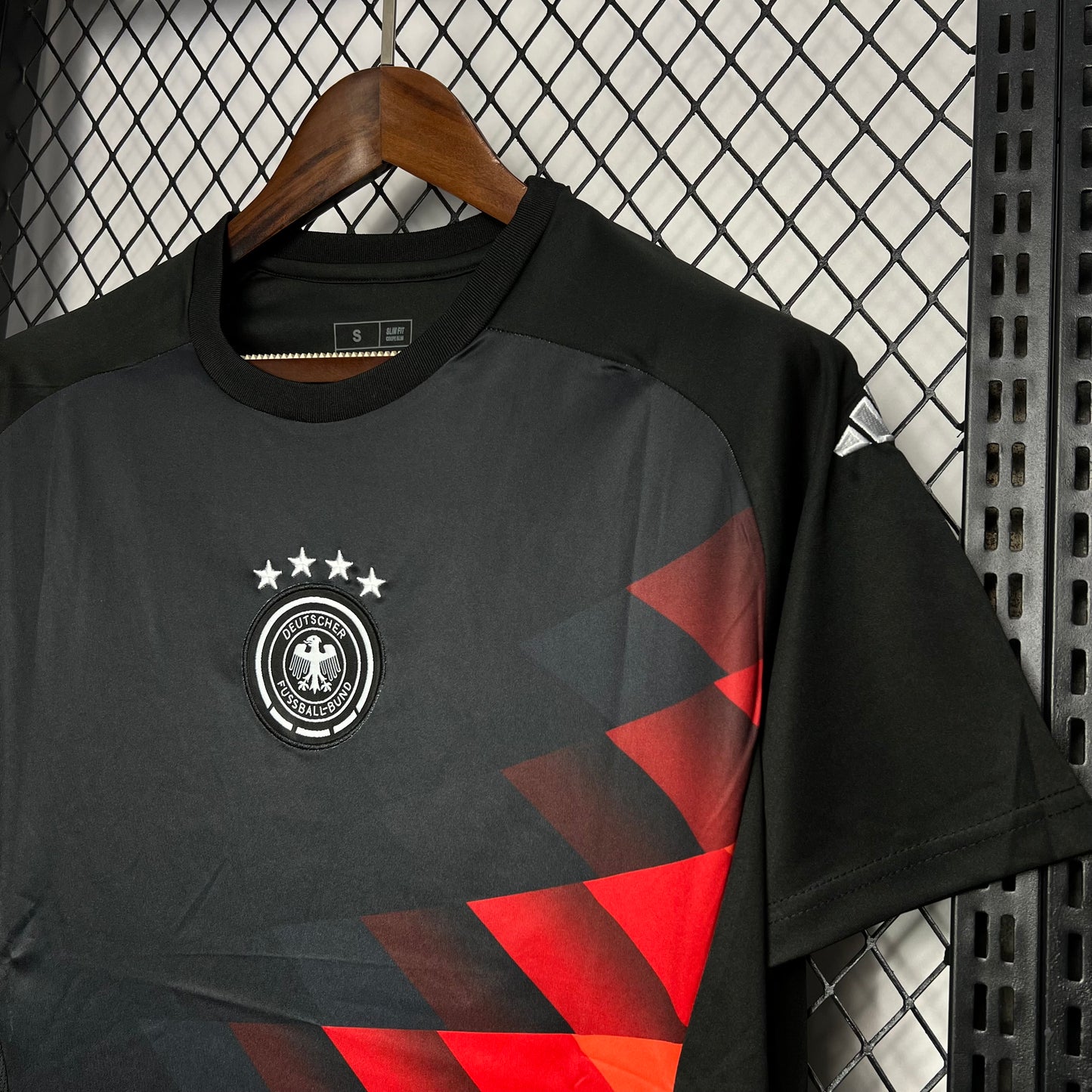 CAMISETA ENTRENAMIENTO ALEMANIA 2024 VERSIÓN FAN