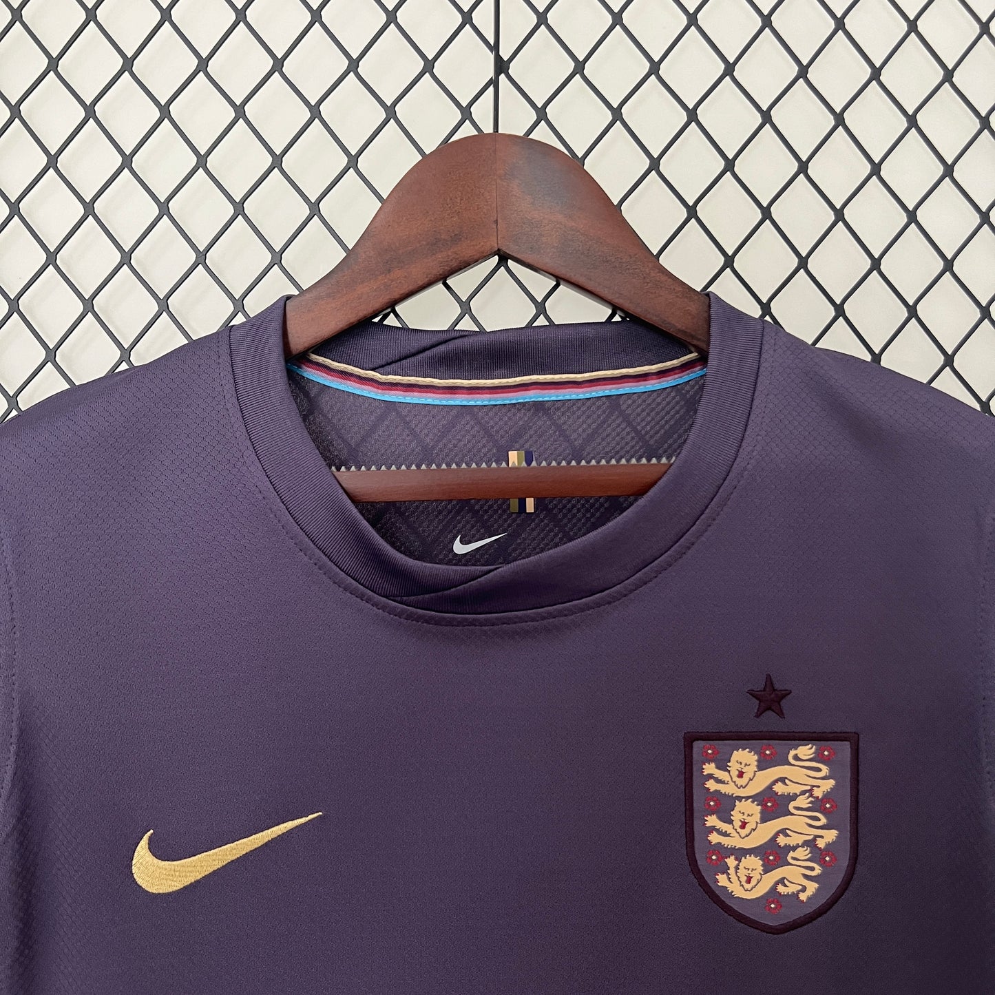 CAMISETA SEGUNDA EQUIPACIÓN INGLATERRA 2024 VERSIÓN FEMENINA