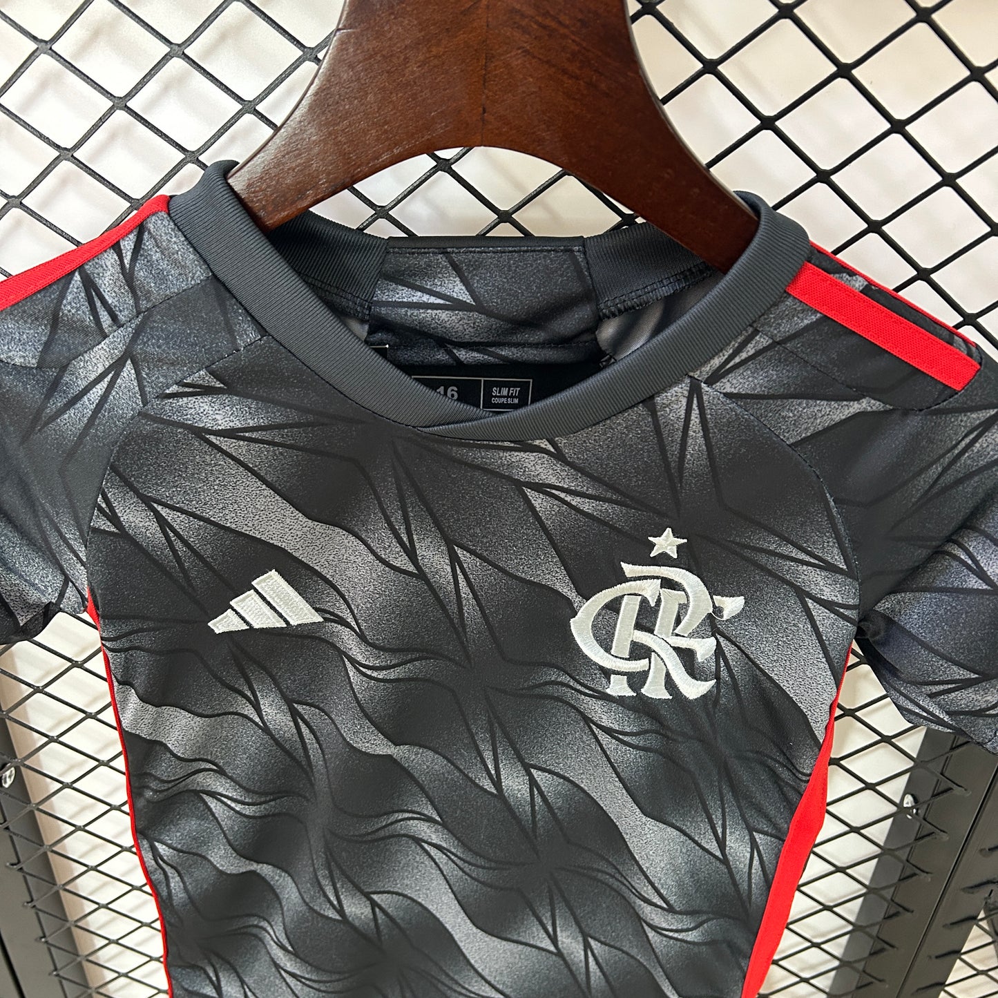 CAMISETA TERCERA EQUIPACIÓN FLAMENGO 2024 VERSIÓN INFANTIL