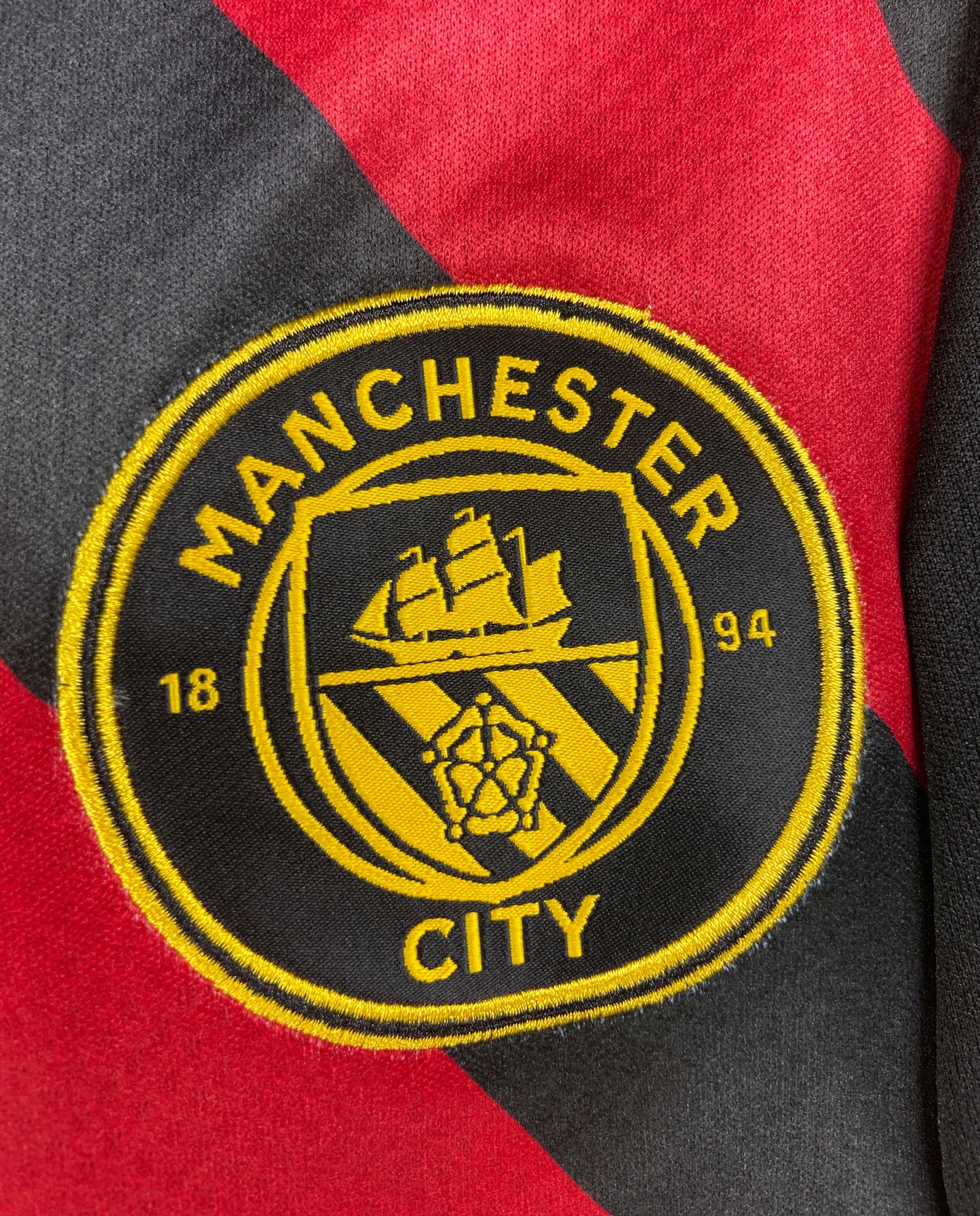 CAMISETA SEGUNDA EQUIPACIÓN MANCHESTER CITY 22/23 VERSIÓN FAN