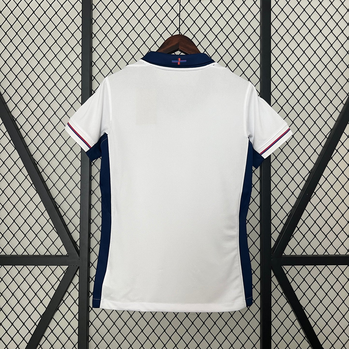 CAMISETA PRIMERA EQUIPACIÓN INGLATERRA 2024 VERSIÓN FEMENINA