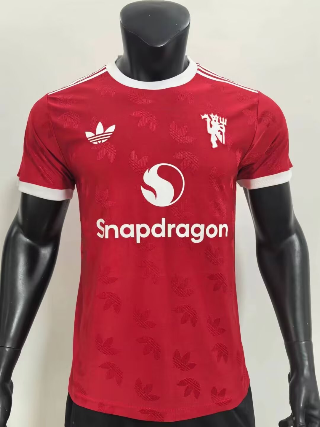 CAMISETA CONCEPTO MANCHESTER UNITED 24/25 VERSIÓN JUGADOR