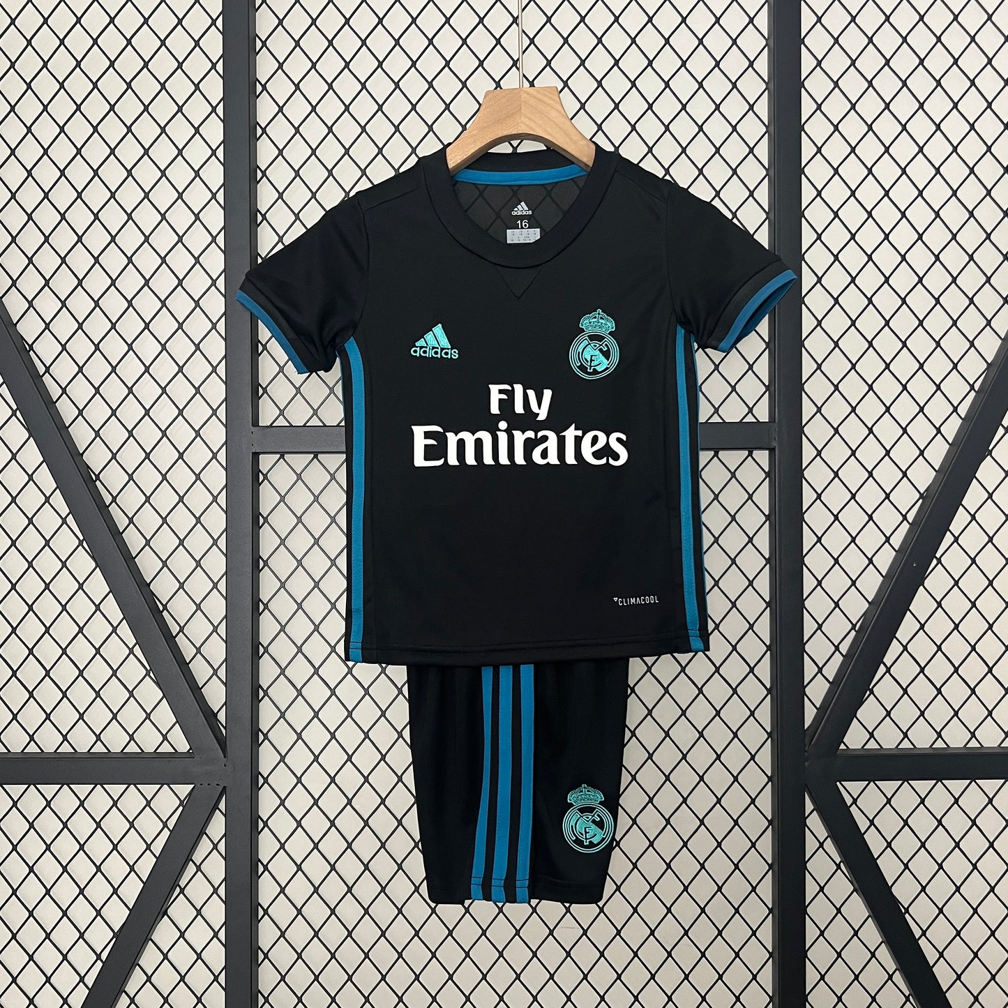 CAMISETA SEGUNDA EQUIPACIÓN REAL MADRID 2017/18 INFANTIL