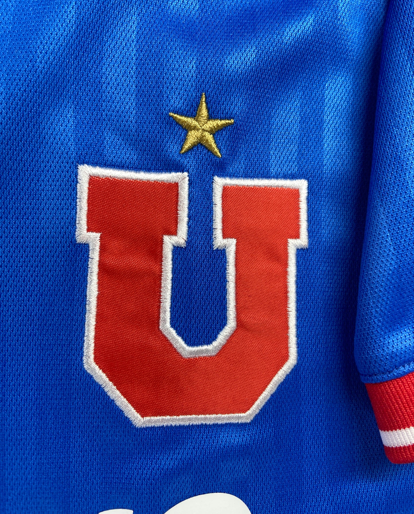 CAMISETA PRIMERA EQUIPACIÓN U. DE CHILE 2023 VERSIÓN FAN