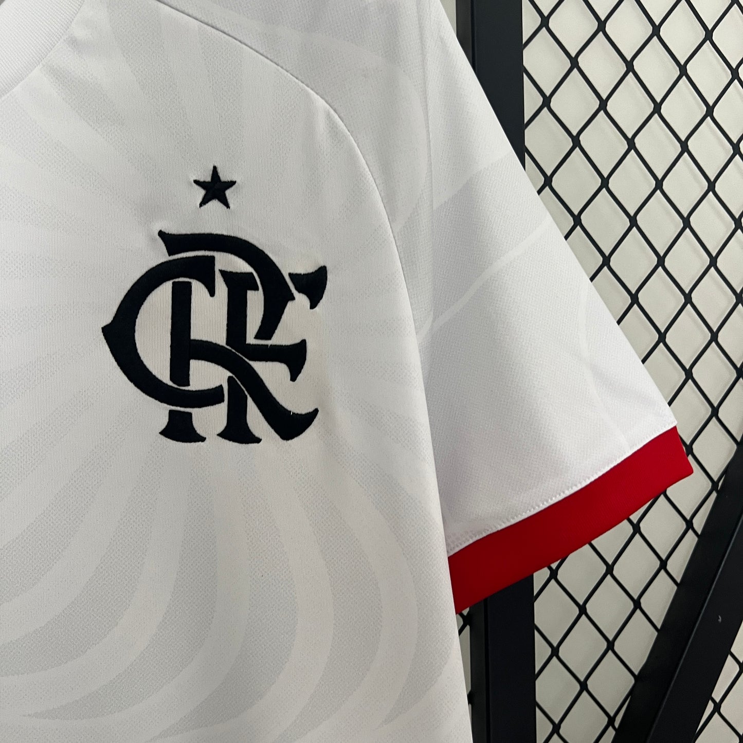 CAMISETA SEGUNDA EQUIPACIÓN FLAMENGO 2024 VERSIÓN FAN