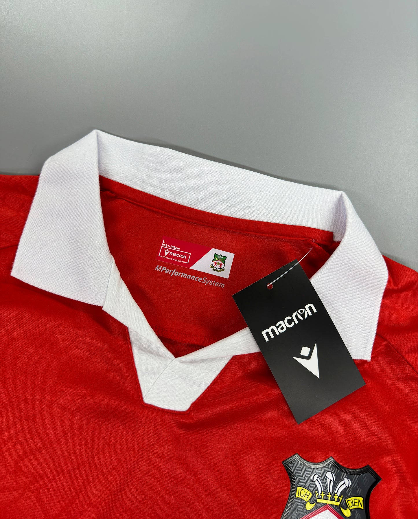 CAMISETA PRIMERA EQUIPACIÓN WREXHAM 24/25 VERSIÓN FAN