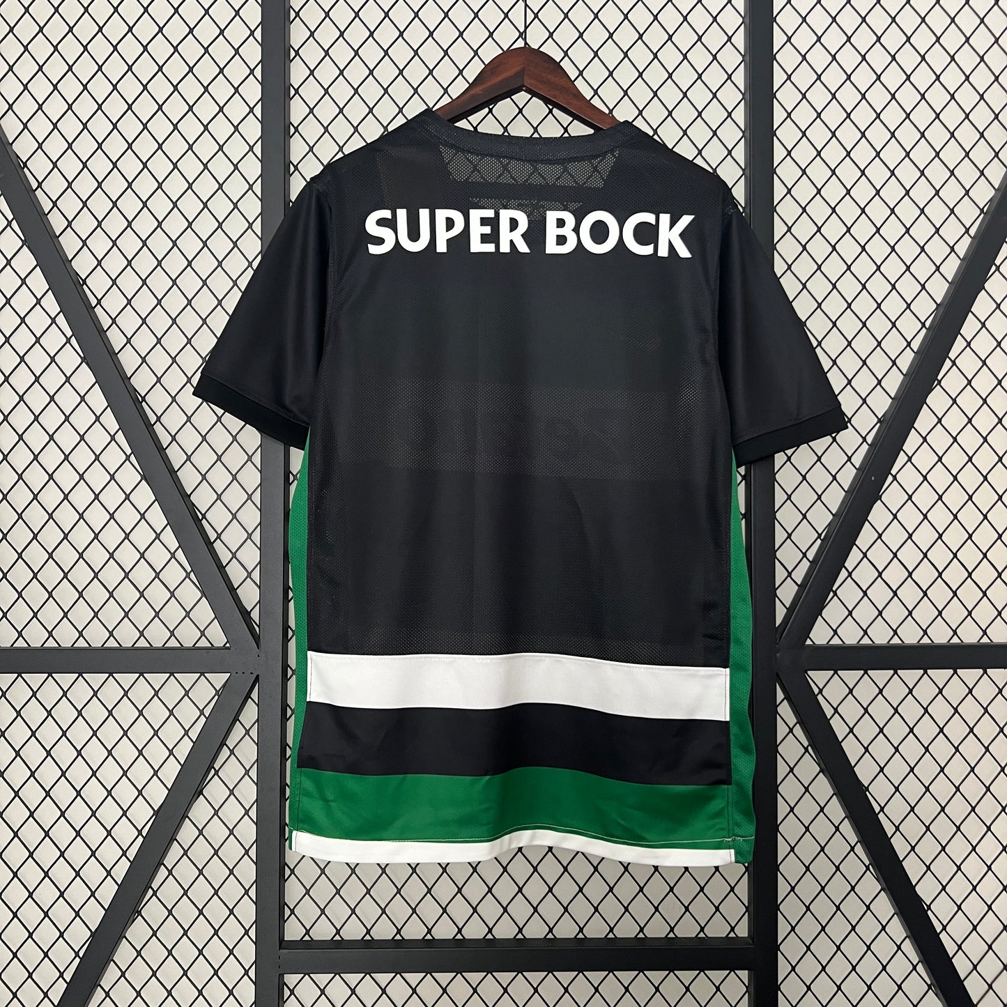 CAMISETA PRIMERA EQUIPACIÓN SPORTING CP 24/25 VERSIÓN FAN