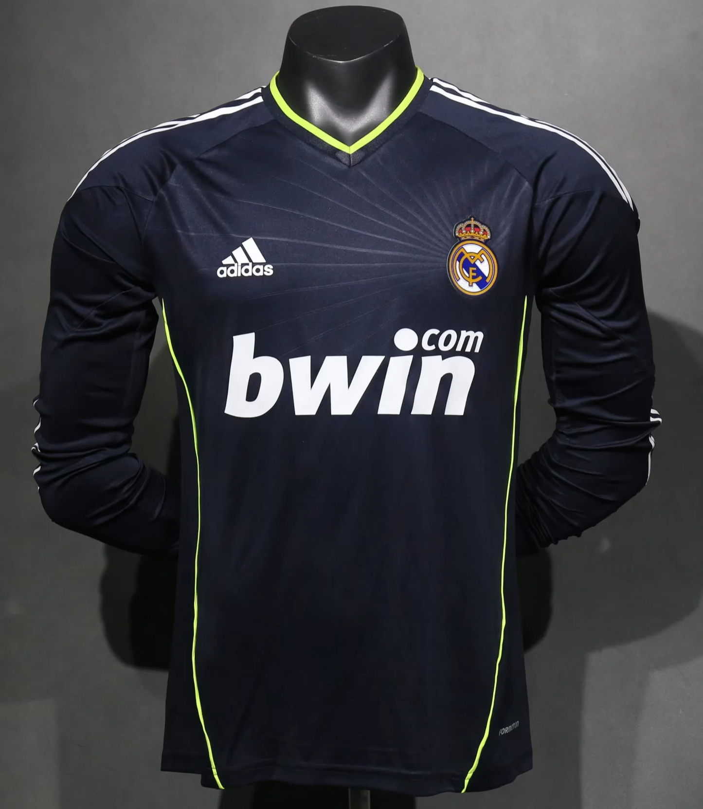 CAMISETA SEGUNDA EQUIPACIÓN REAL MADRID 2010/11