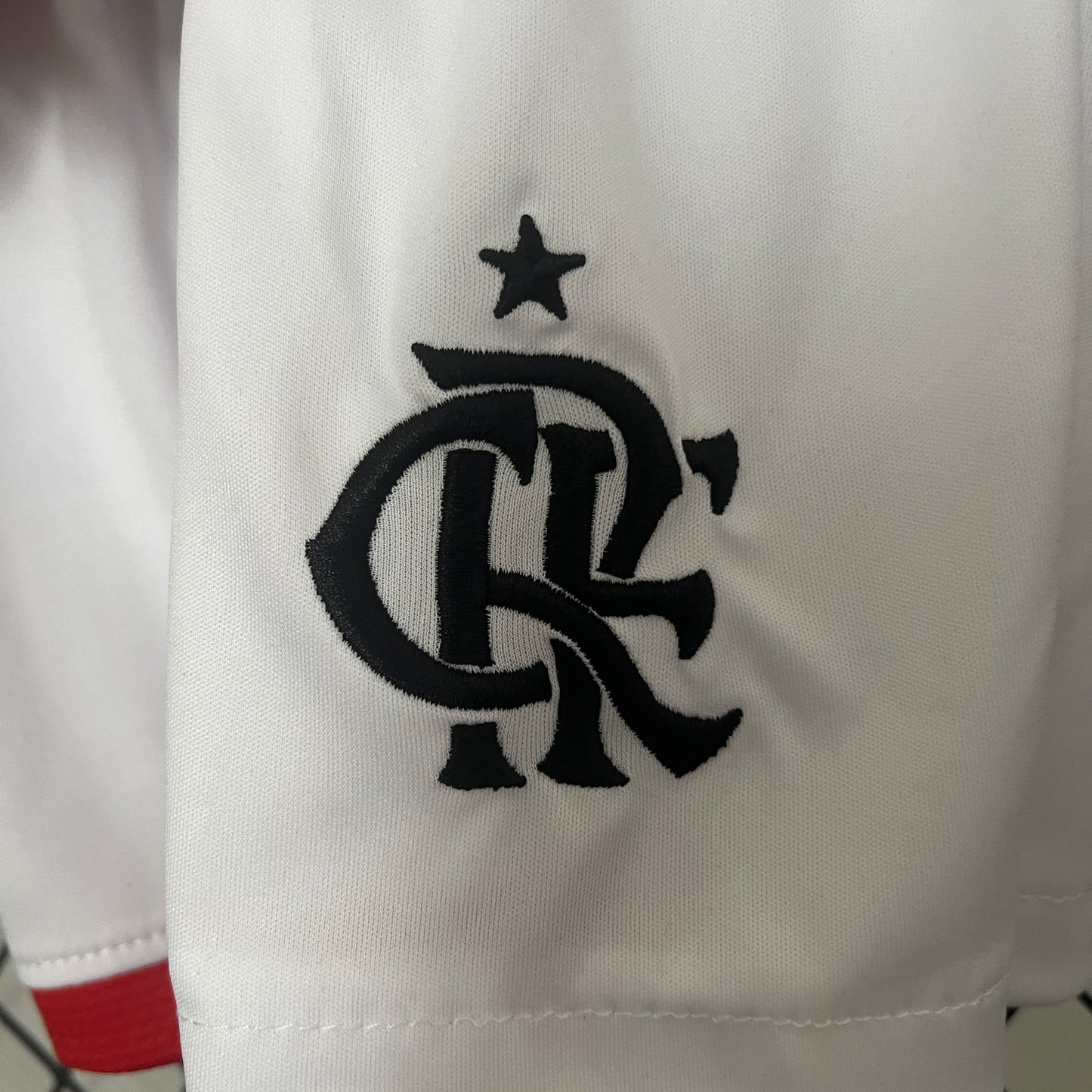 CAMISETA PRIMERA EQUIPACIÓN FLAMENGO 2024 VERSIÓN INFANTIL