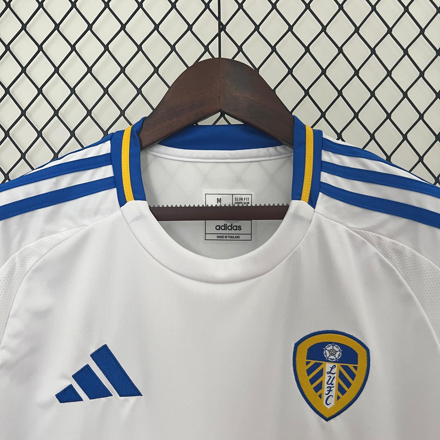 CAMISETA PRIMERA EQUIPACIÓN LEEDS UNITED 24/25 VERSIÓN FAN