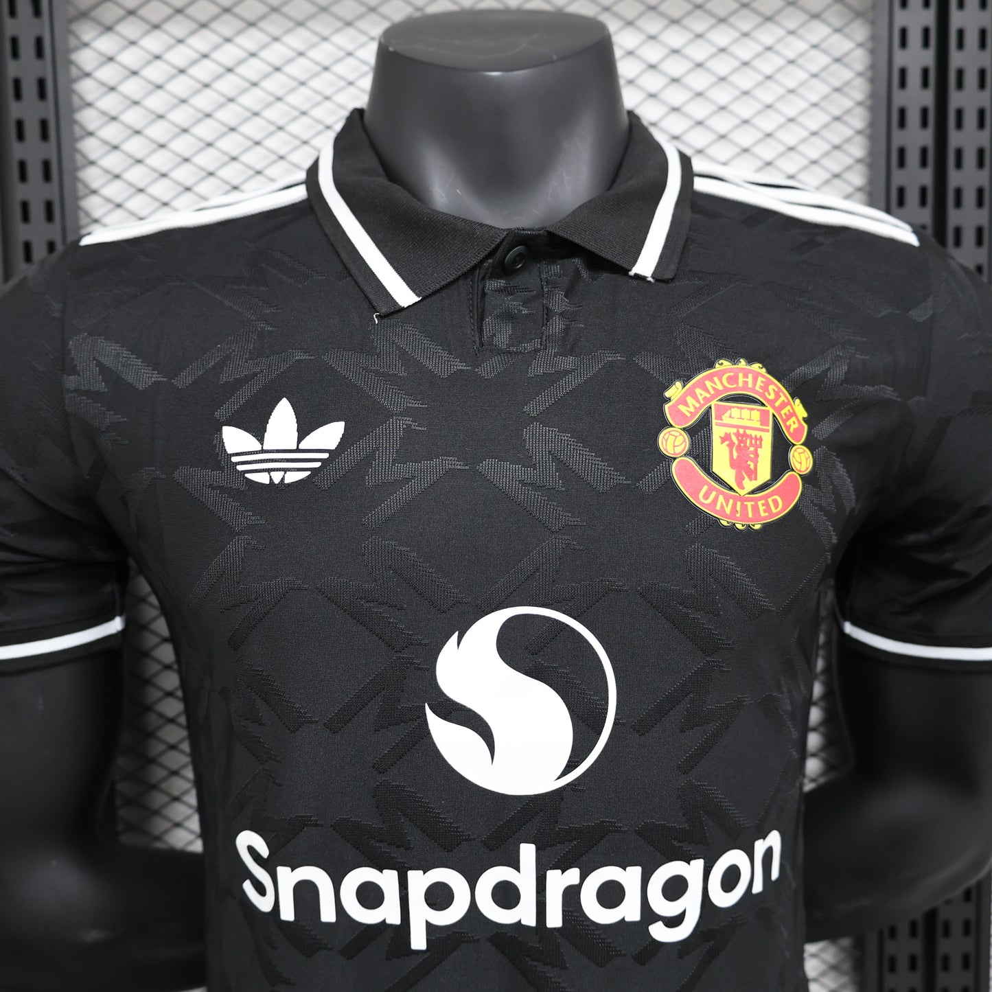 CAMISETA CONCEPTO MANCHESTER UNITED 24/25 VERSIÓN JUGADOR