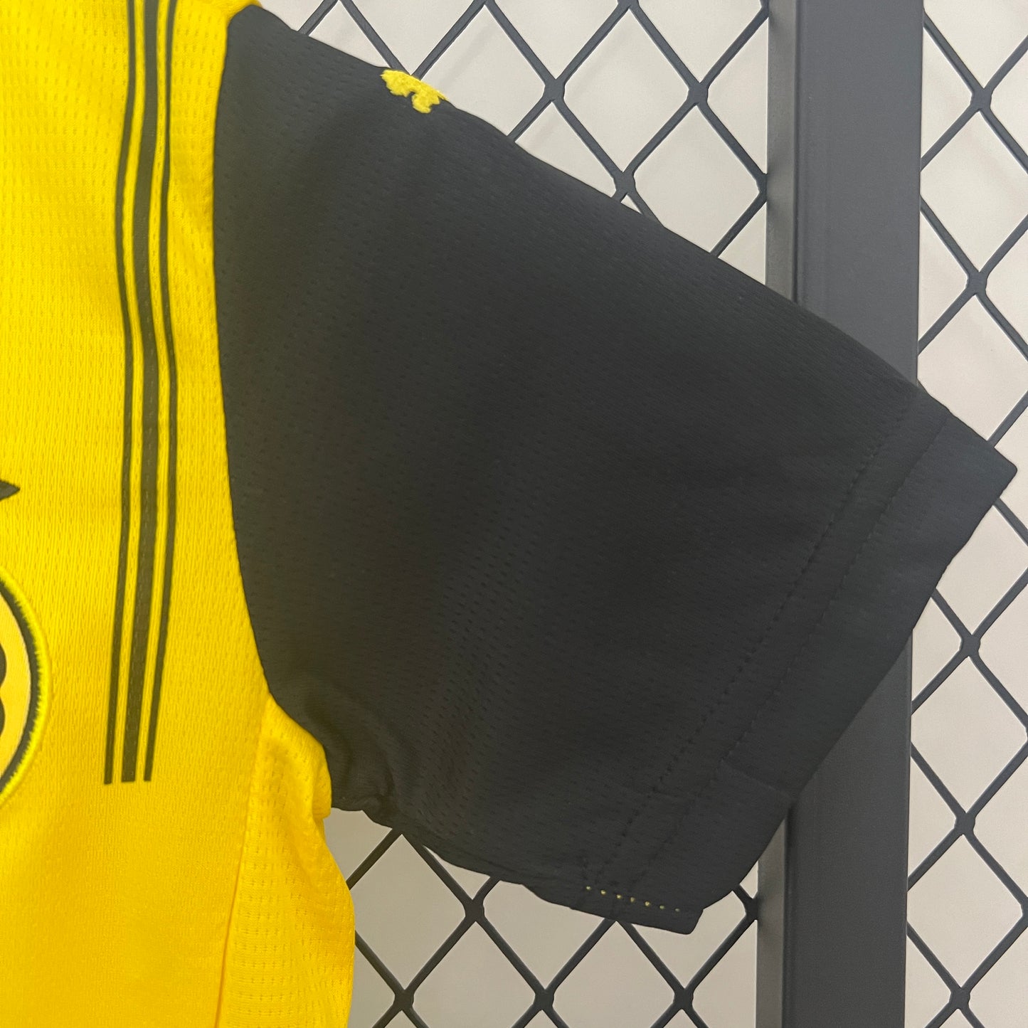 CAMISETA PRIMERA EQUIPACIÓN BORUSSIA DORTMUND 24/25 VERSIÓN INFANTIL