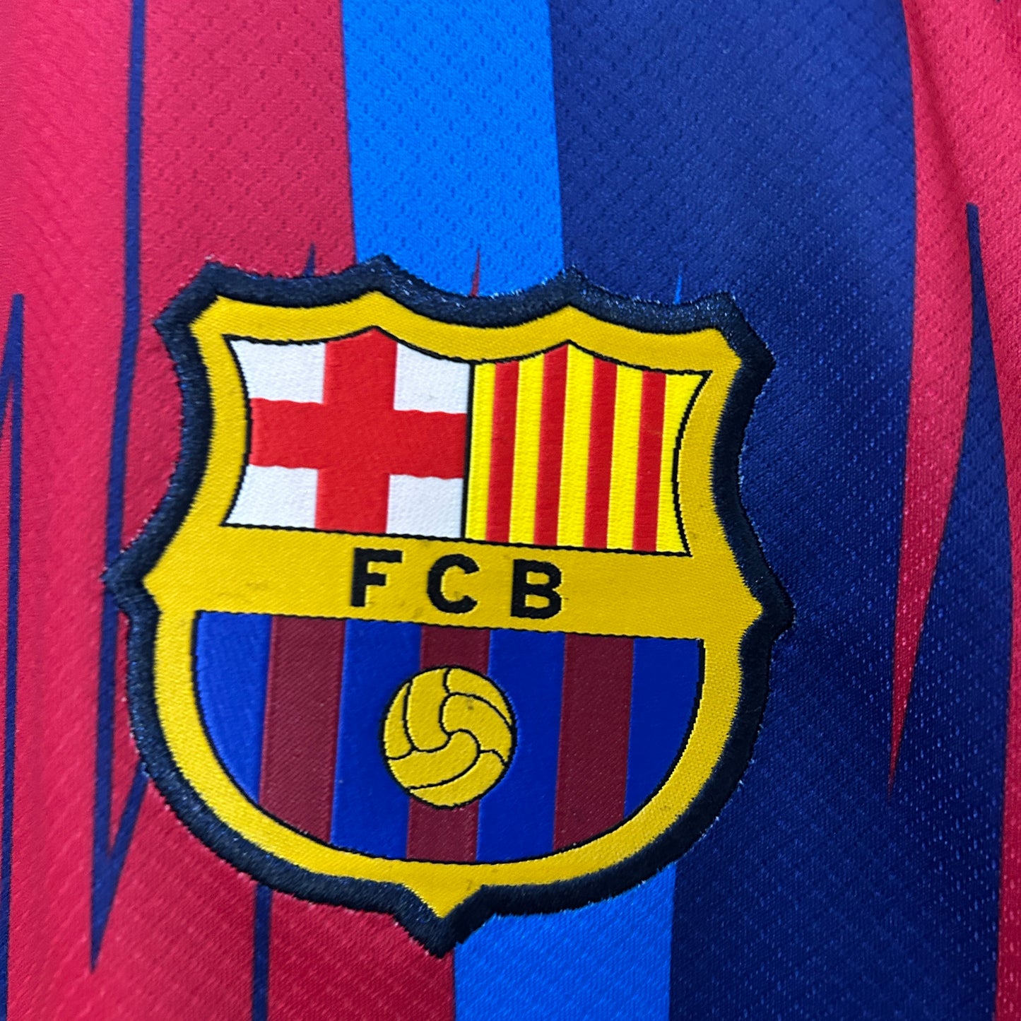 CAMISETA CONCEPTO BARCELONA 24/25 VERSIÓN FAN