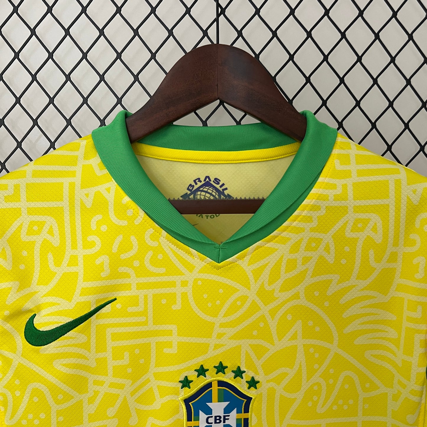 CAMISETA PRIMERA EQUIPACIÓN BRASIL 2024 VERSIÓN FEMENINA