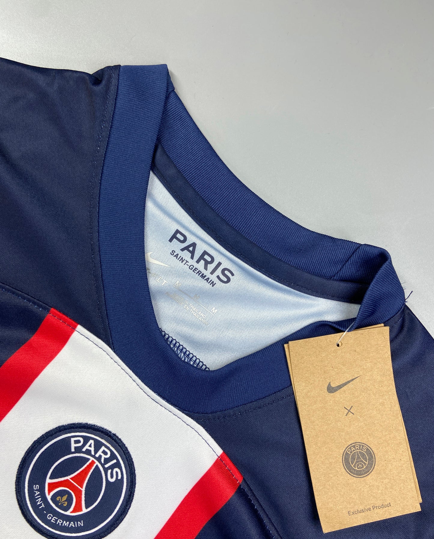 CAMISETA PRIMERA EQUIPACIÓN PSG 22/23 VERSIÓN FEMENINA