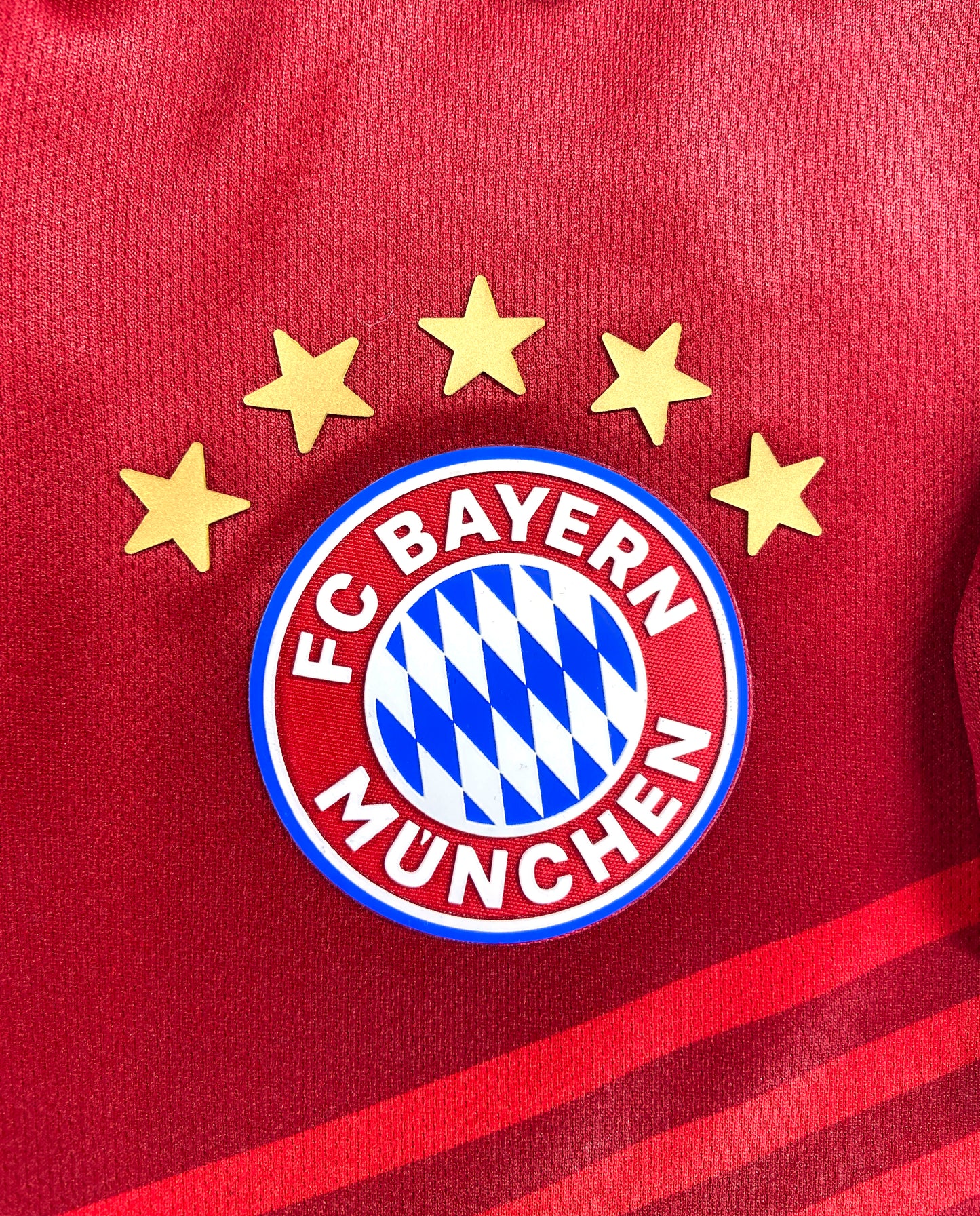 CAMISETA PRIMERA EQUIPACIÓN BAYERN MUNICH 21/22 VERSIÓN FAN