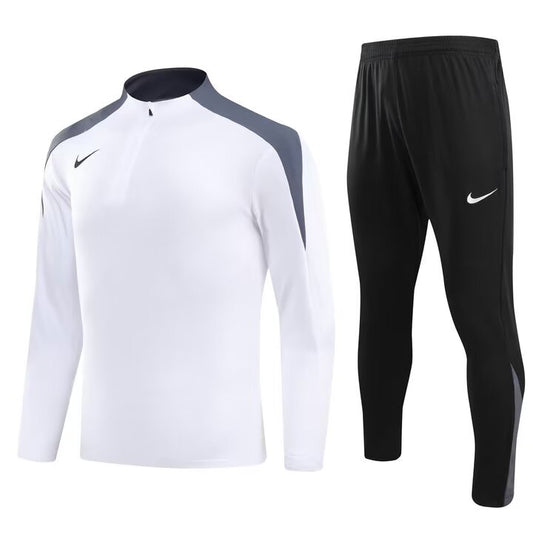 CONJUNTO DE BUZO MEDIO CIERRE NIKE