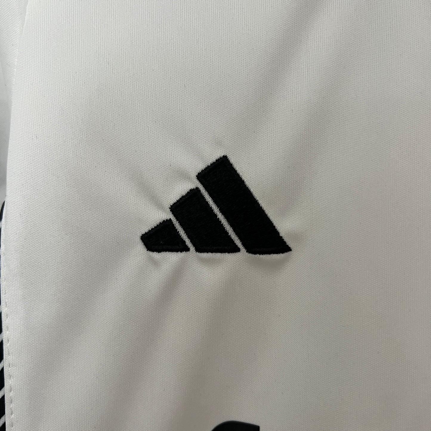 CAMISETA PRIMERA EQUIPACIÓN COLO COLO 2024 VERSIÓN INFANTIL