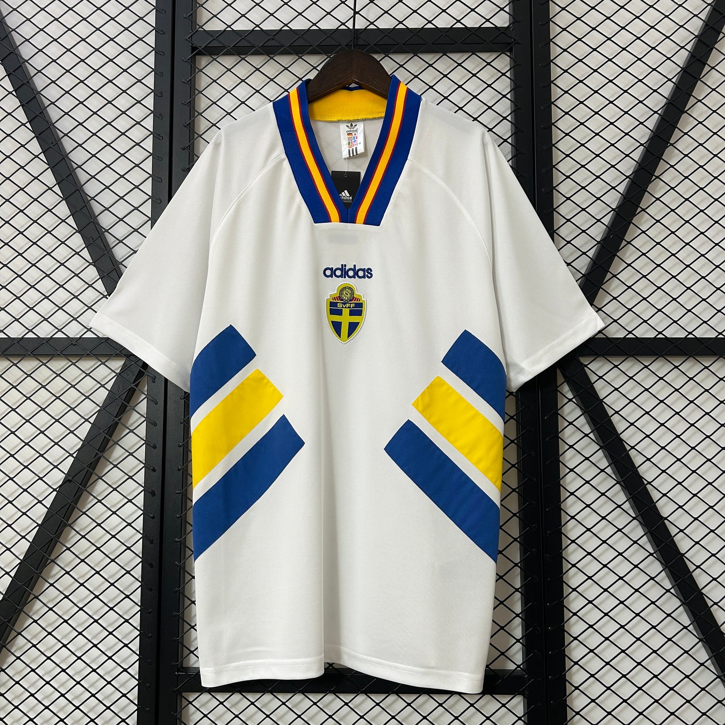 CAMISETA SEGUNDA EQUIPACIÓN SUECIA 1994