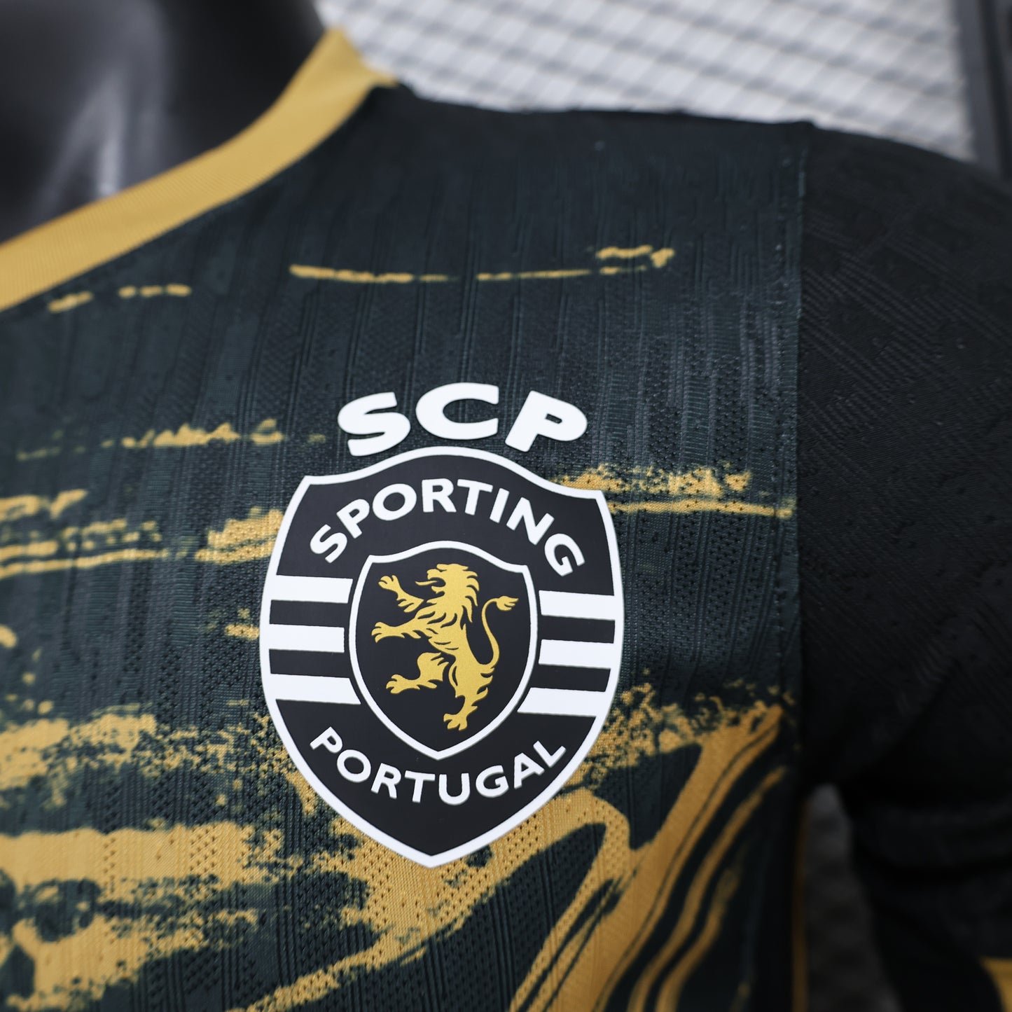 CAMISETA CUARTA EQUIPACIÓN SPORTING CP 24/25 VERSIÓN JUGADOR