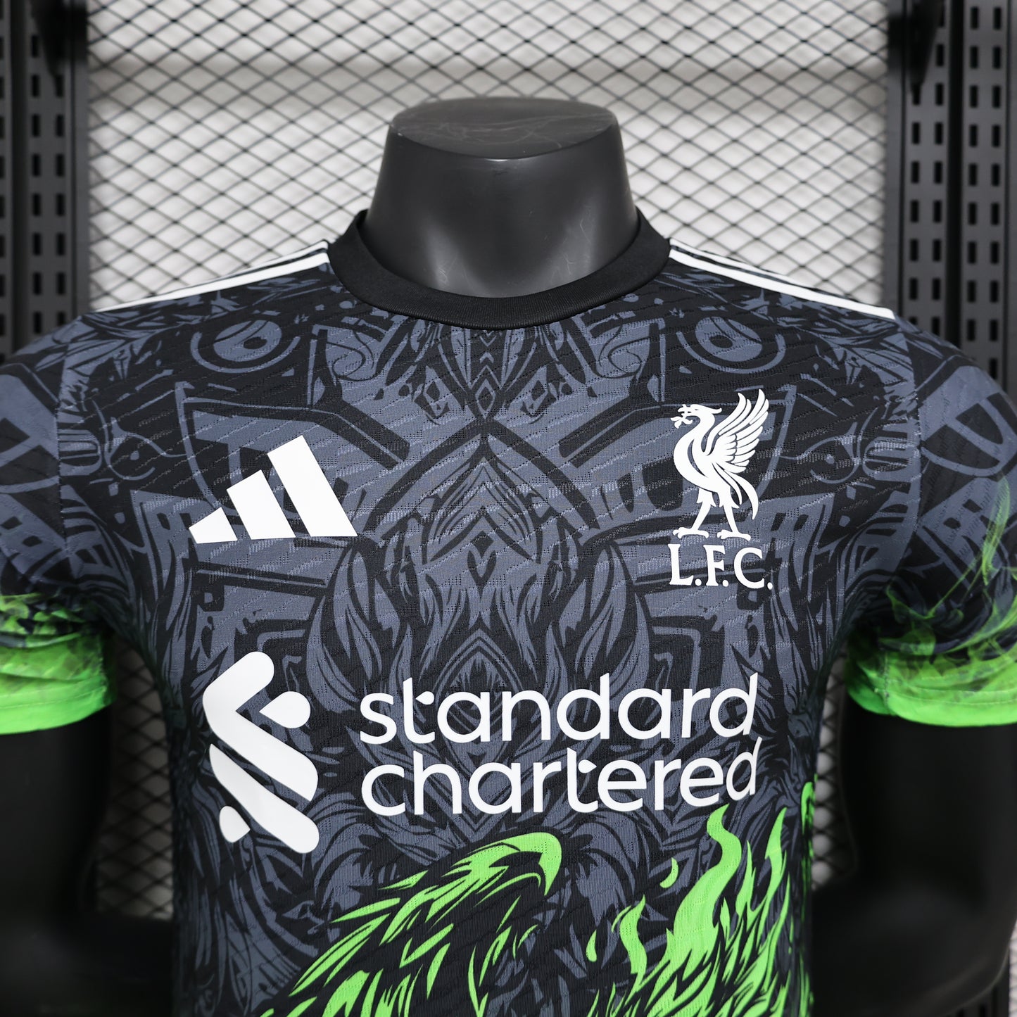 CAMISETA CONCEPTO LIVERPOOL 24/25 VERSIÓN JUGADOR