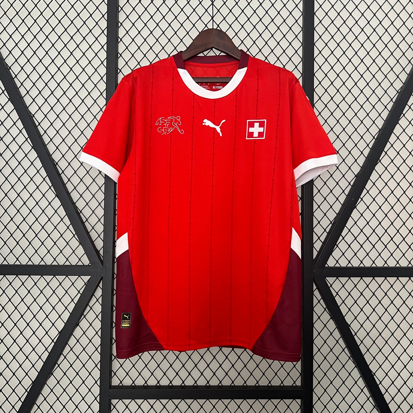 CAMISETA PRIMERA EQUIPACIÓN SUIZA 2024 VERSIÓN FAN