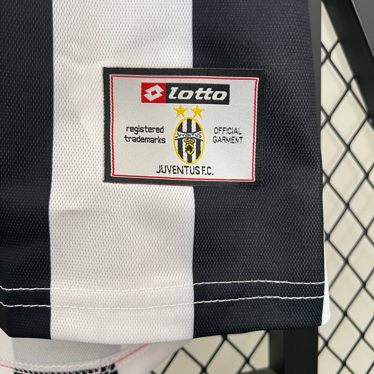 CAMISETA PRIMERA EQUIPACIÓN JUVENTUS 2001/02