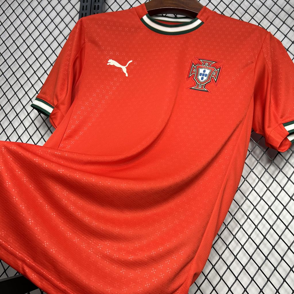 CAMISETA PRIMERA EQUIPACIÓN PORTUGAL 2025 VERSIÓN FAN