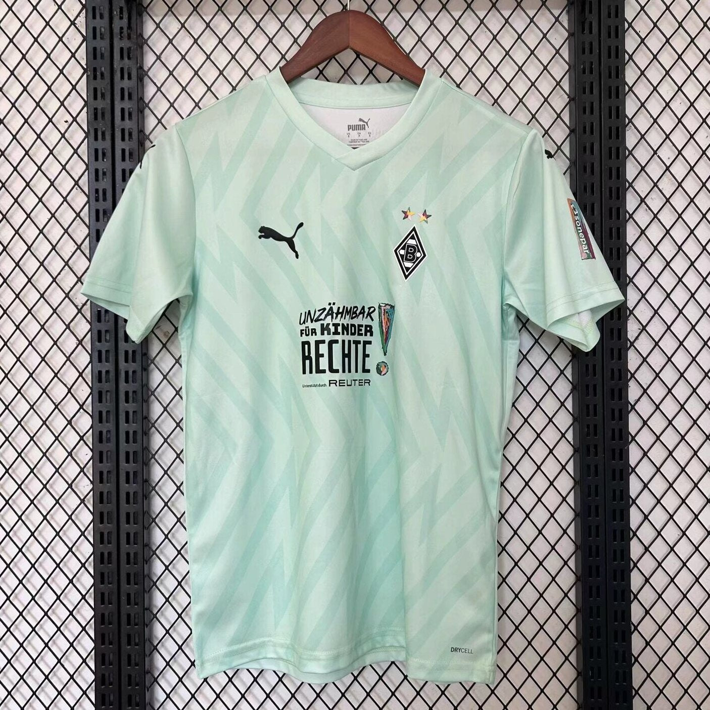 CAMISETA EDICIÓN ESPECIAL BORUSSIA MÖNCHENGLADBACH 24/25 VERSIÓN FAN