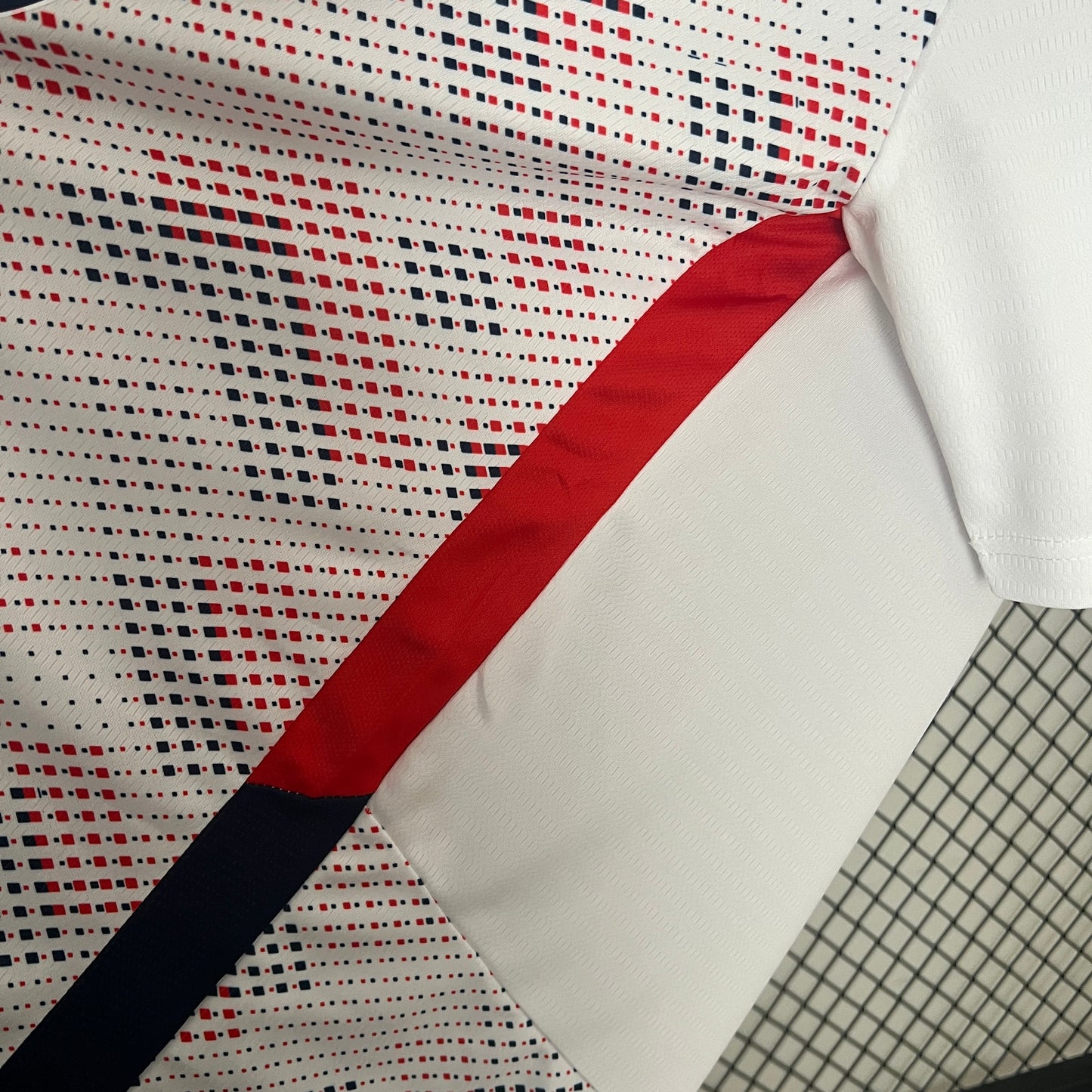 CAMISETA SEGUNDA EQUIPACIÓN LILLE 24/25 VERSIÓN FAN